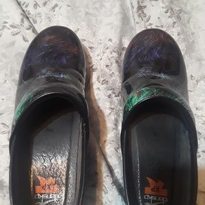 Dansko shoes size 39